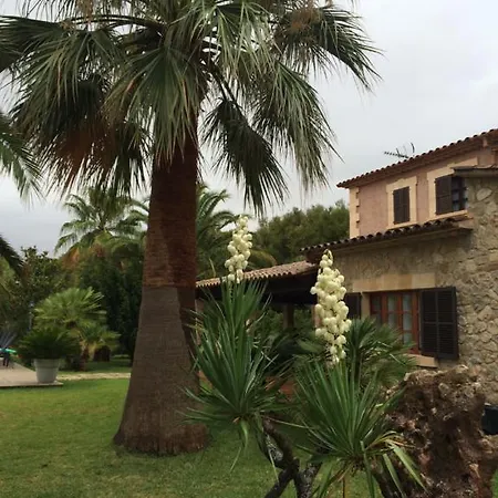 Pensión Jardí De Papallones